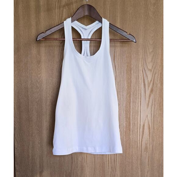 Lot Of 4 Lululemon One 28" Leggings, One Long Sleeve, Two Tank Tops - Picture 2 of 16